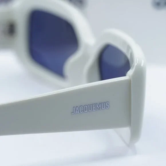 Jacquemus ROND CARRE JAC/11 C2 Rectangle Sunglasses - White  display picture 1